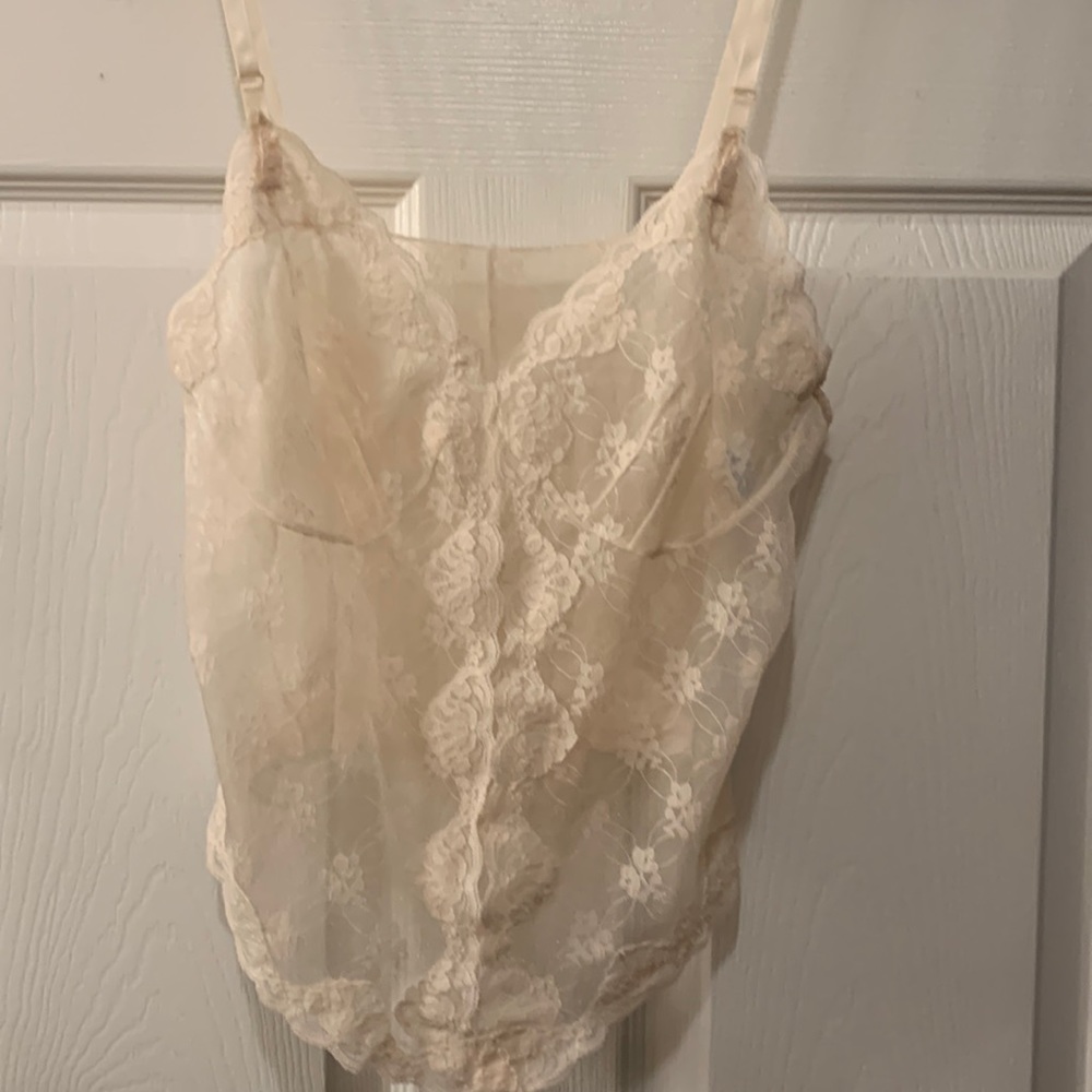 VINTAGE LORRAINE CREME LACE SHEER CAMI SZ 38 ADJUSTABLE RIBBON STRAPS NYLON